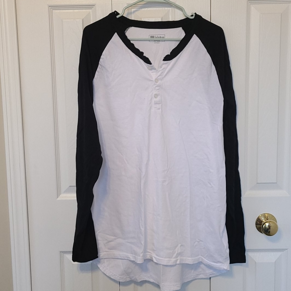 Black and white LS top